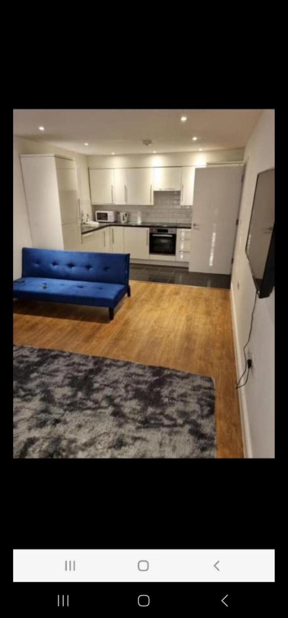 Chi'S Home Dagenham Bagian luar foto